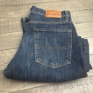 Lucky Brand Men's Dark Blue Denim Jeans